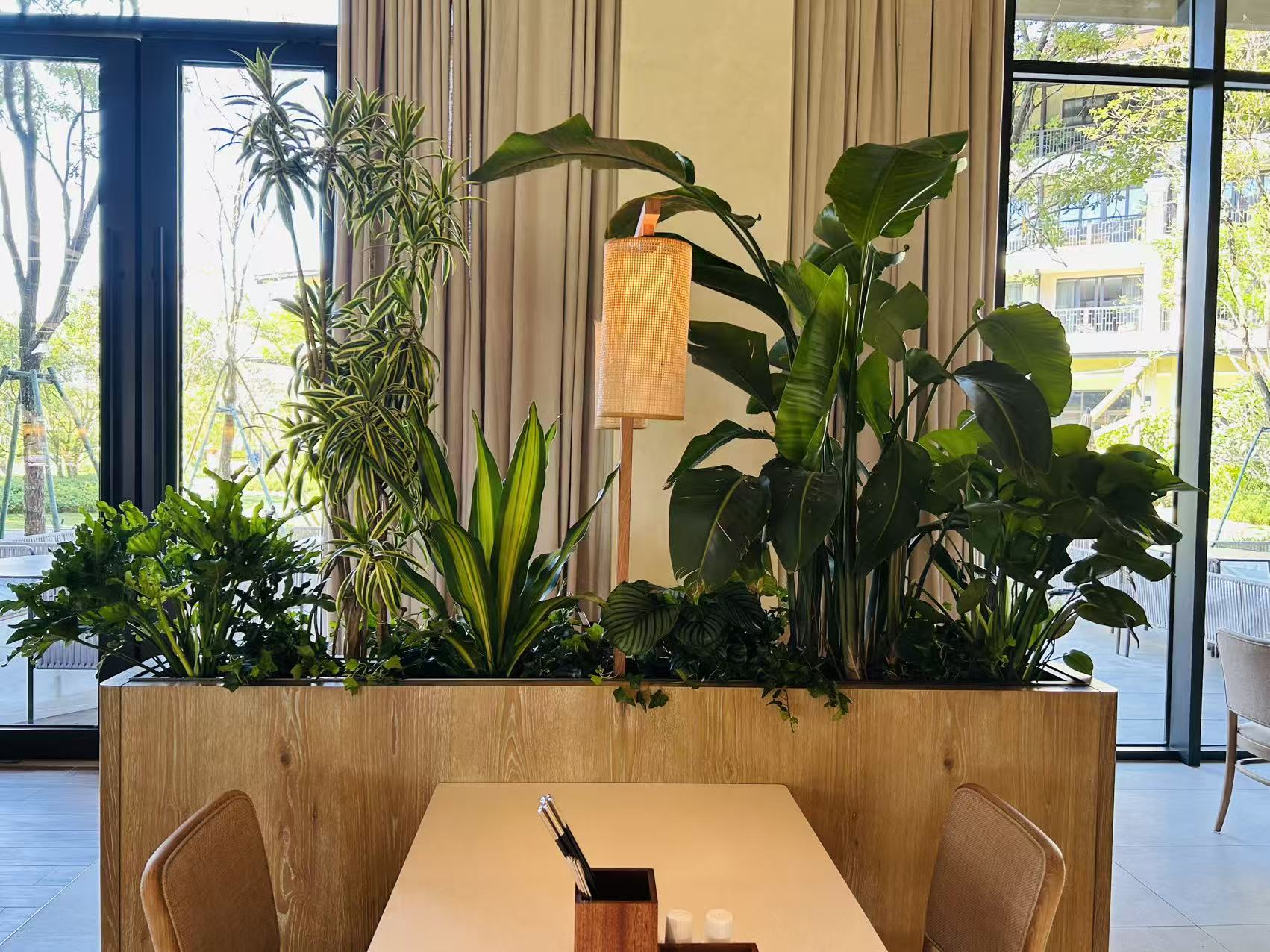 室内隔断花箱绿植景观